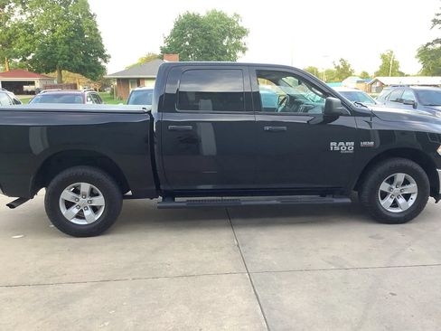Used 2020 RAM 1500 Tradesman w/ Chrome Appearance Group AWD/4WD image 10