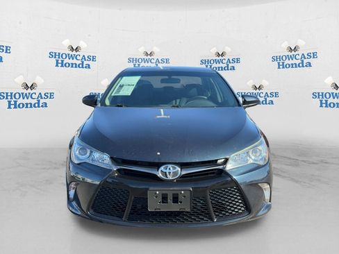 Used 2015 Toyota Camry SE image 6
