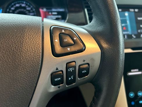 Used 2018 Ford Taurus Limited image 20