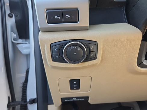 Used 2019 Ford F250 Lariat w/ Tow Technology Bundle AWD/4WD image 38