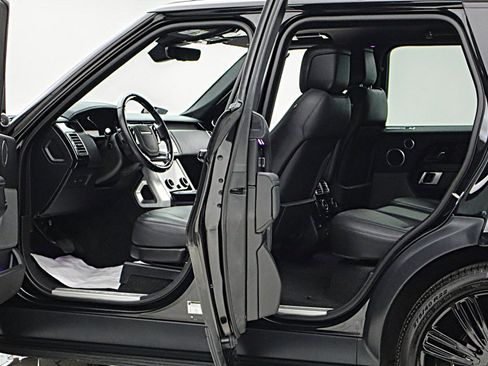 Used 2020 Land Rover Range Rover HSE image 5