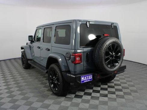 Used 2025 Jeep Wrangler Unlimited Sahara image 21