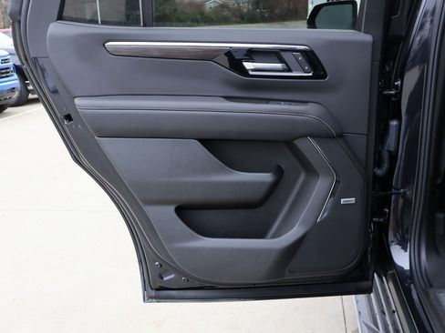 New 2025 Chevrolet Tahoe Premier w/ Sun And Tow Package image 23