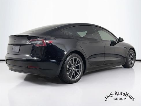 Used 2021 Tesla Model 3 Long Range AWD/4WD image 7