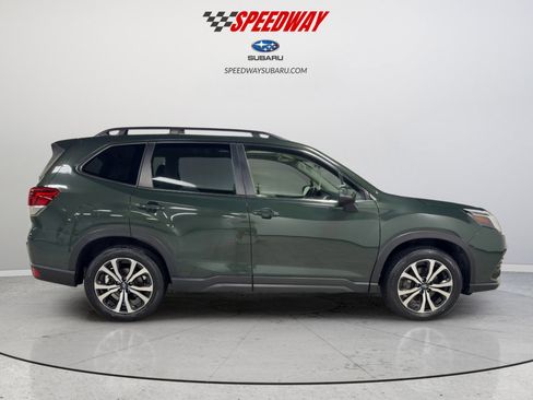 Used 2023 Subaru Forester Limited image 11