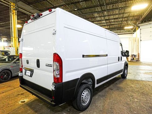 New 2026 RAM ProMaster 2500 w/ Convenience Group image 7