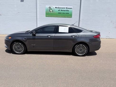 Used 2017 Ford Fusion Energi Titanium FWD image 9