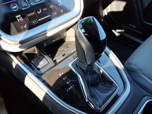 Certified 2022 Subaru Outback Limited image 11