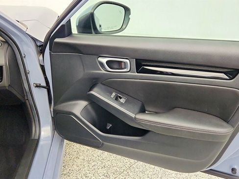 Used 2024 Honda Civic Touring image 25