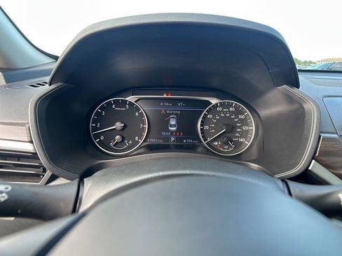 Used 2024 Nissan Altima 2.5 SV image 42