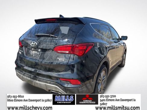 Used 2017 Hyundai Santa Fe Sport image 3