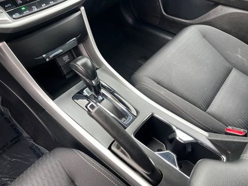 Used 2013 Honda Accord Sport image 26