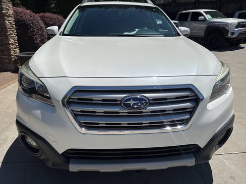 Used 2017 Subaru Outback 3.6R Limited AWD/4WD image 9