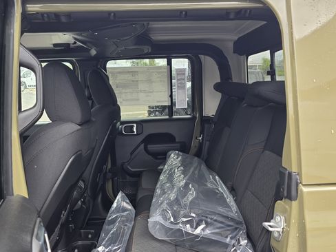 New 2026 Jeep Gladiator Mojave AWD/4WD image 13