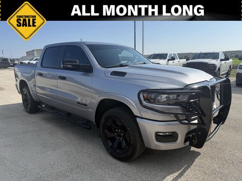 Used 2025 RAM 1500 Lone Star AWD/4WD image 1