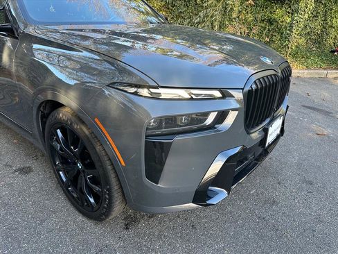 Used 2023 BMW X7 M60i w/ Executive Package image 6