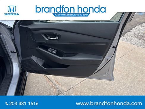 Used 2023 Honda Accord Touring image 8