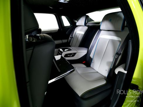 Certified 2025 Rolls-Royce Ghost Black Badge image 19