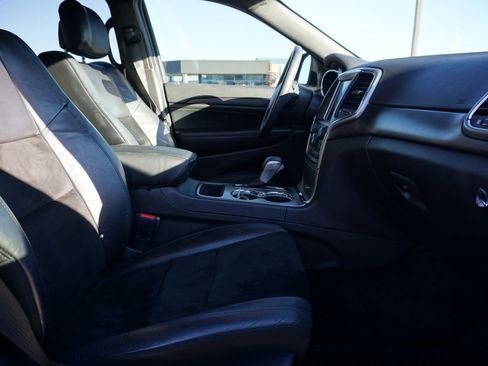 Used 2017 Jeep Grand Cherokee Altitude image 29