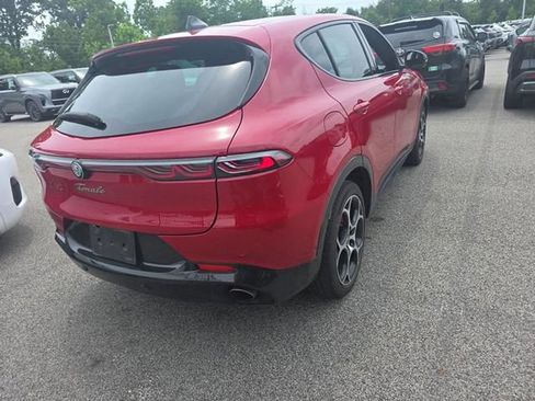 Used 2024 Alfa Romeo Tonale Veloce w/ Active Assist Package AWD/4WD image 7