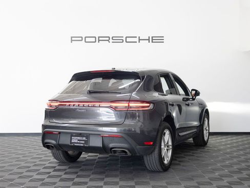 Certified 2025 Porsche Macan AWD/4WD image 7