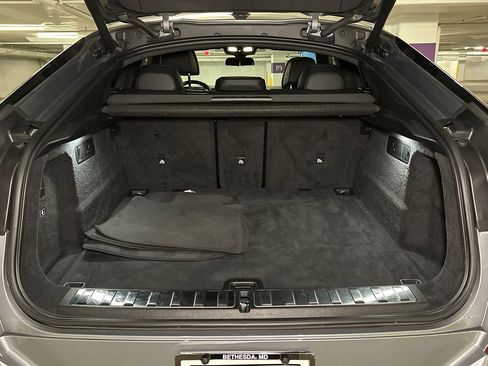 Used 2024 BMW X6 xDrive40i image 7