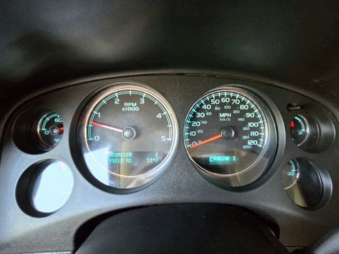 Used 2013 GMC Sierra 3500 Denali image 31