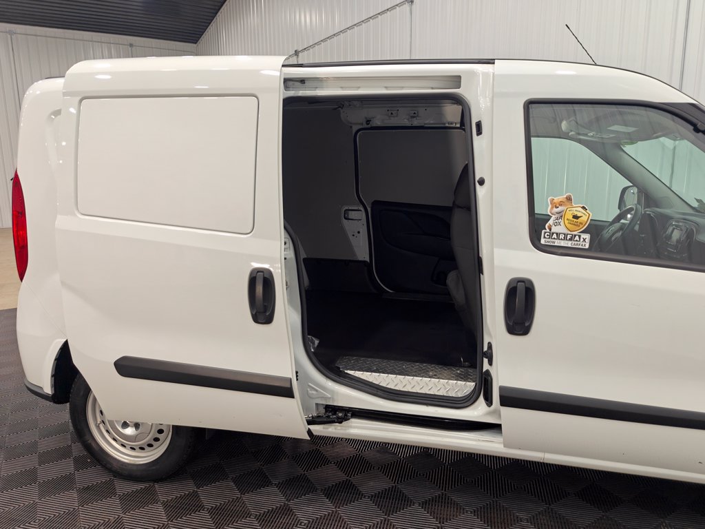 Used 2022 RAM ProMaster City Tradesman FWD image 17