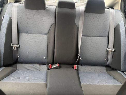 Used 2025 Nissan Versa SV FWD image 36