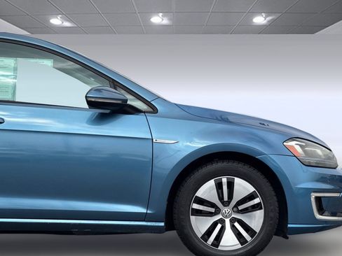 Used 2015 Volkswagen e-Golf SEL Premium FWD image 35