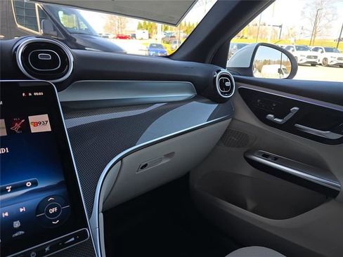 New 2026 Mercedes-Benz GLC 300 4MATIC image 26