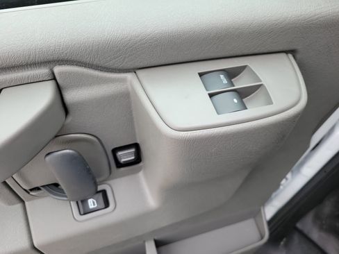 New 2025 GMC Savana 4500 w/ Power Convenience Package RWD image 18