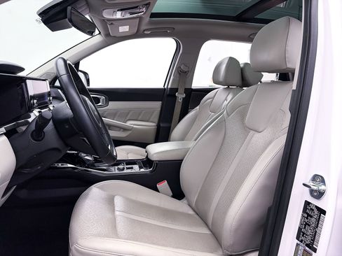 Used 2022 Kia Sorento SX image 19