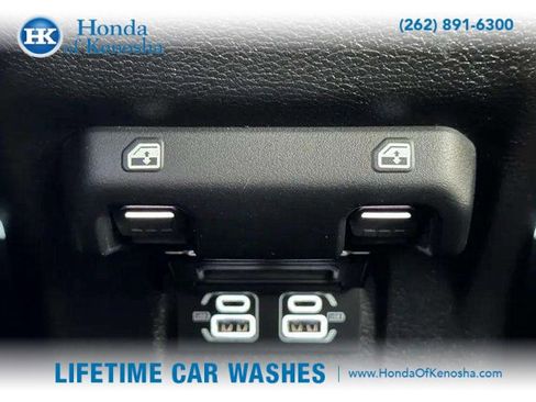 Used 2023 Jeep Gladiator Rubicon w/ Cold Weather Group image 12