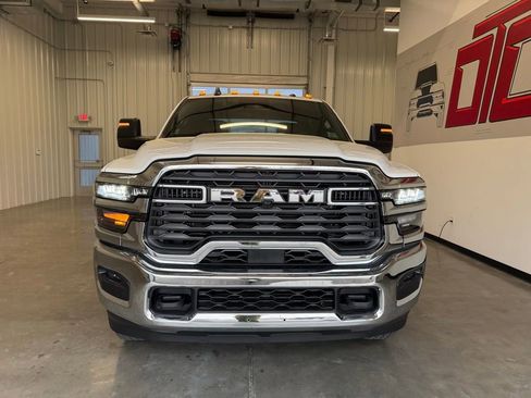 New 2026 RAM 3500 Tradesman w/ Chrome Appearance Group A image 25