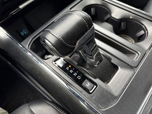 Used 2022 Ford F150 Lariat w/ Equipment Group 502A High image 24