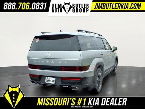 Used 2026 Hyundai Santa Fe SEL FWD image 25