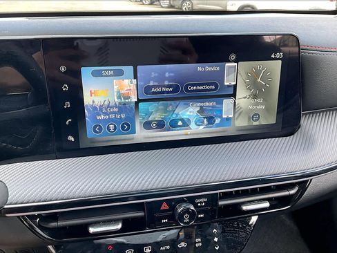 Certified 2025 Nissan Kicks SR image 31