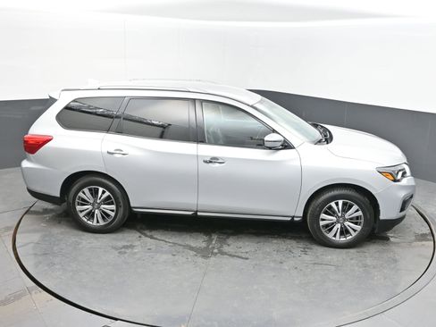 Used 2020 Nissan Pathfinder SL image 36