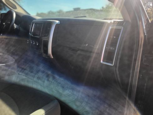 Used 2016 RAM 1500 Big Horn RWD image 9