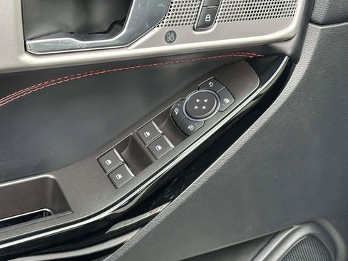 Used 2022 Ford Explorer ST-Line w/ Class IV Trailer Tow Package image 16