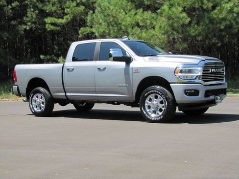 Used 2024 RAM 2500 Laramie image 3