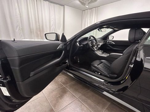 Used 2021 BMW M440i Convertible w/ Premium Package image 25