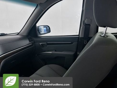 Used 2012 Hyundai Santa Fe GLS image 21