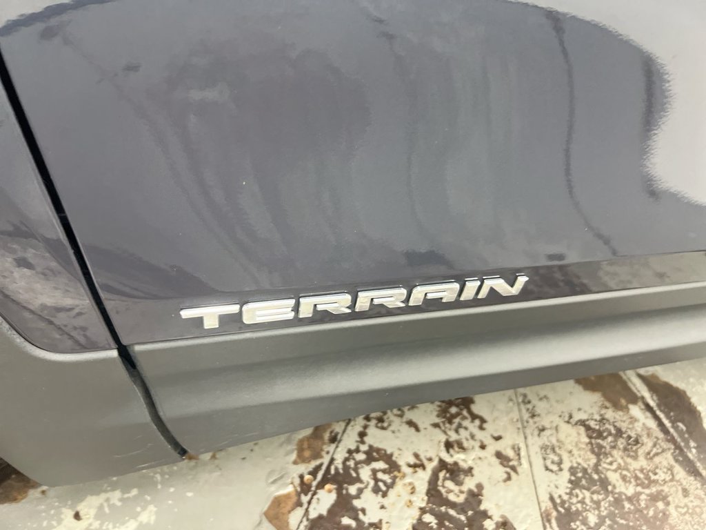 Used 2018 GMC Terrain SLE w/ Driver Convenience Package FWD image 26