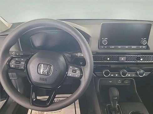 Used 2023 Honda Civic LX image 10
