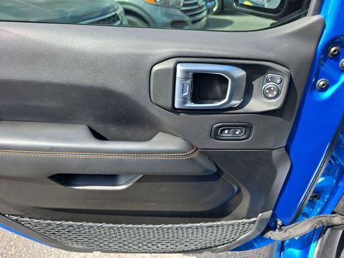 Used 2023 Jeep Gladiator Mojave w/ Trailer Tow Package image 18