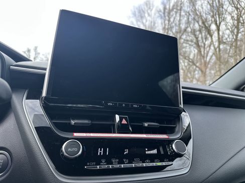 New 2026 Toyota Corolla SE image 32