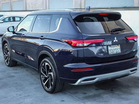 Used 2022 Mitsubishi Outlander SEL image 7