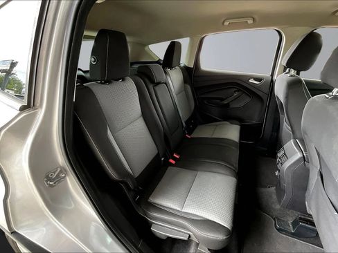 Used 2017 Ford Escape SE FWD image 22